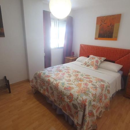 Visit Gibraltar Stay In La Linea For Less! La Línea de la Concepción Exteriör bild