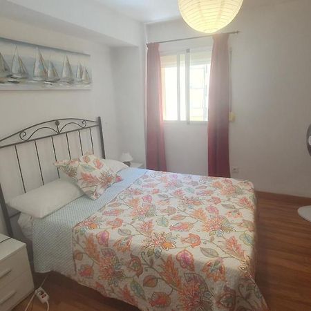 Visit Gibraltar Stay In La Linea For Less! La Línea de la Concepción Exteriör bild